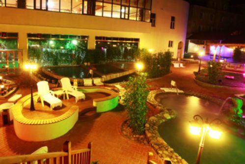 北京房山区温泉哪里好又便宜,北京周边温泉房间带私人泡池