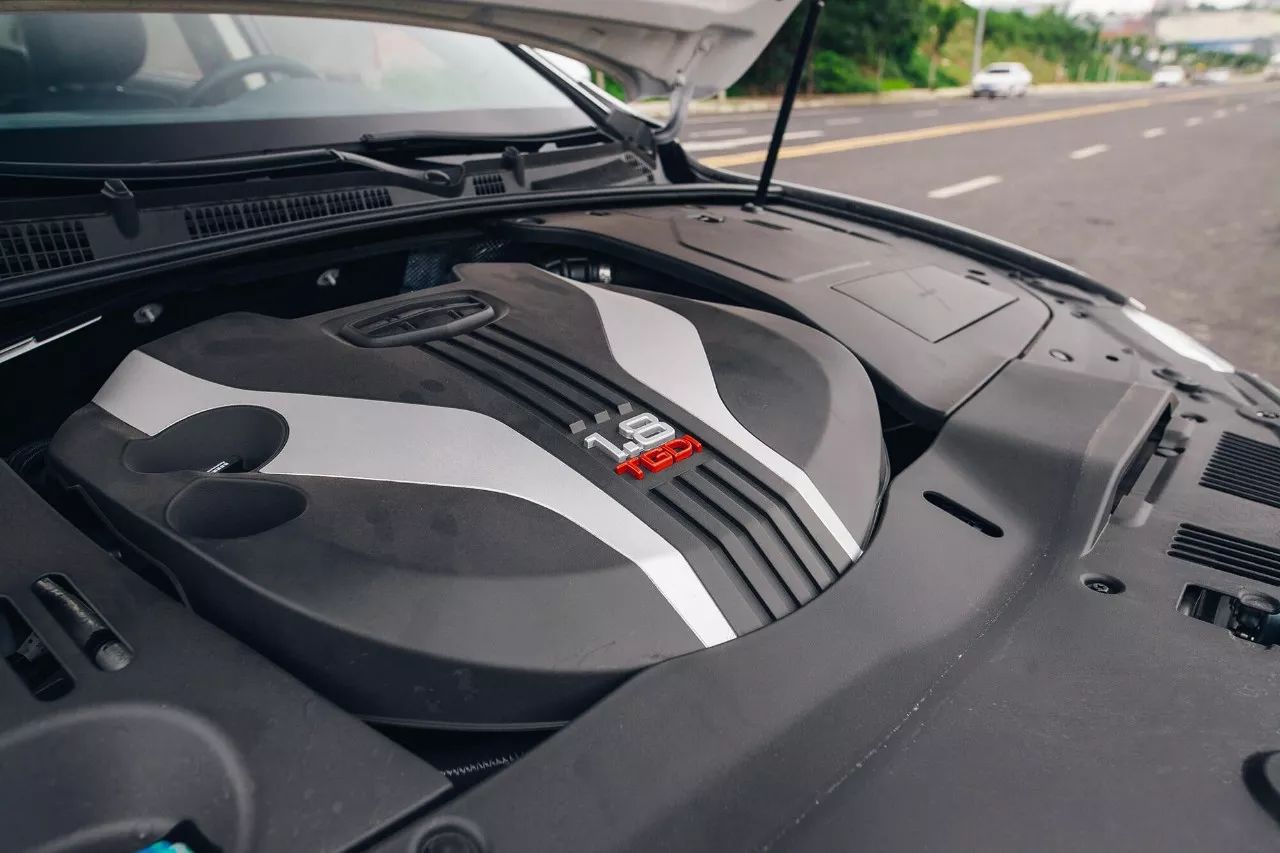 继往开来首发,吉利博瑞2017款2.4l试驾视频