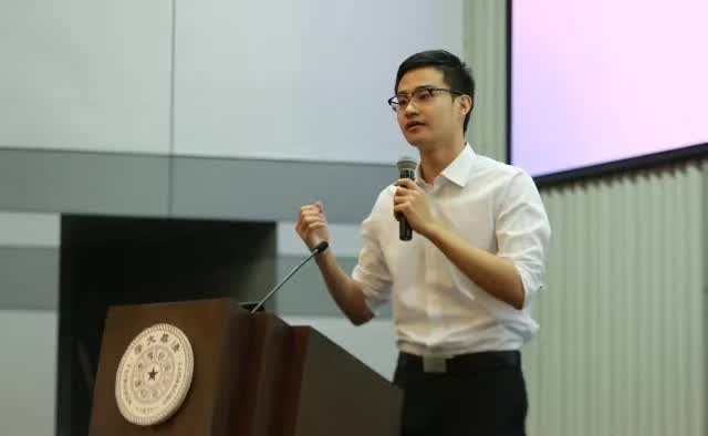 微言夜读｜这些清华才俊说了，唯青春与梦想不可辜负！