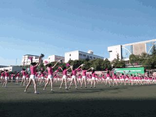 你昨天的朋友圈里还差一张动图~