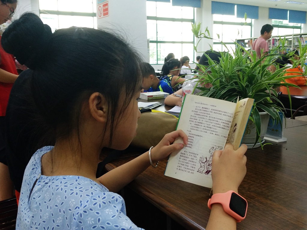 米兔儿童电话手表都有什么功能,米兔电话手表2c