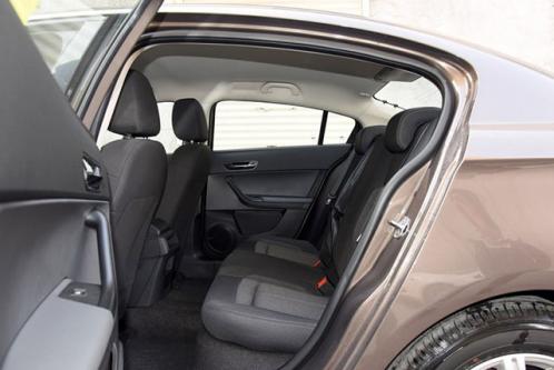 这车被评为欧洲最安全家用轿车，获德国红点设计大奖，理应是国之骄傲，却几乎走向破产，国人要救救它吗？