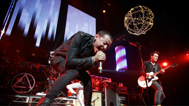 怀念林肯公园贝宁顿,致敬林肯公园主唱贝宁顿