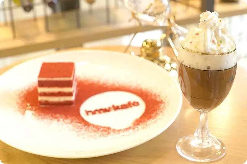 朝圣必去!乐迷们的“音乐圣殿”hmv在北京开了一家咖啡店