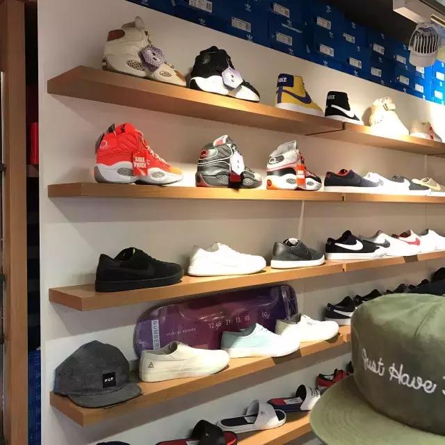 逛完这10家原宿球鞋店后,爆款冷门你想要的这里都有!