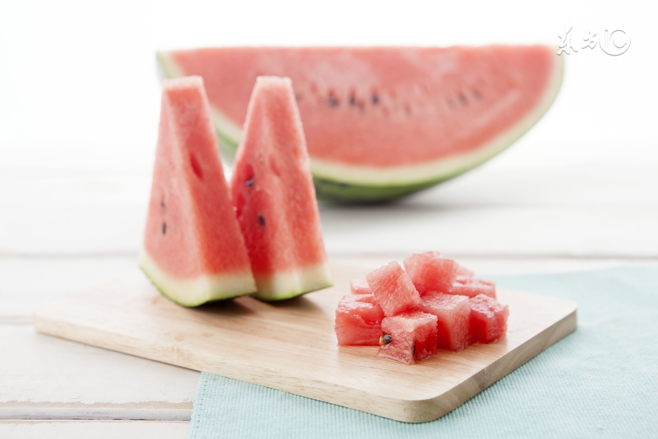 夏天坐月子当心产褥中暑,夏天坐月子如何防暑