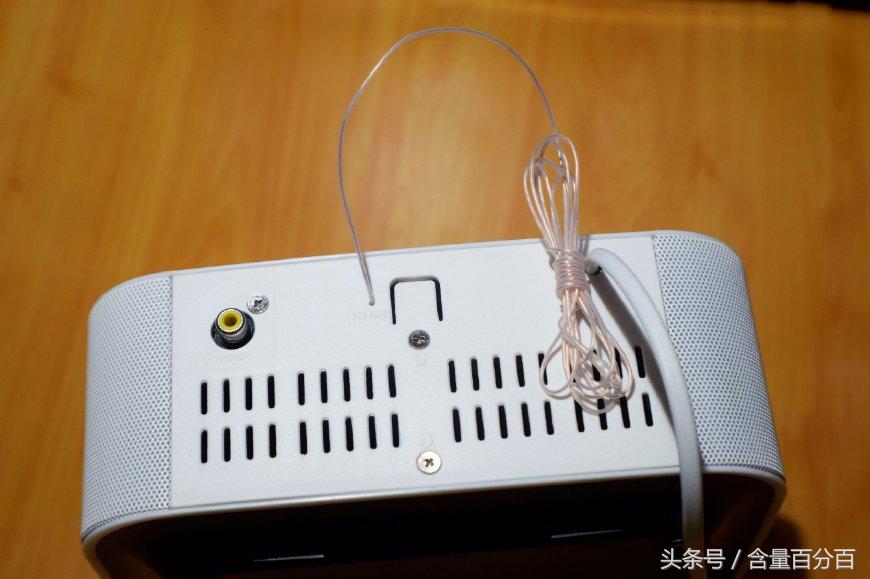 实用!新老功能结合的RSRDD515多功能苹果DVD迷你组合音响