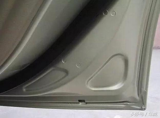 车上都有哪些排水口要清理,车上有哪些排水孔需要疏通