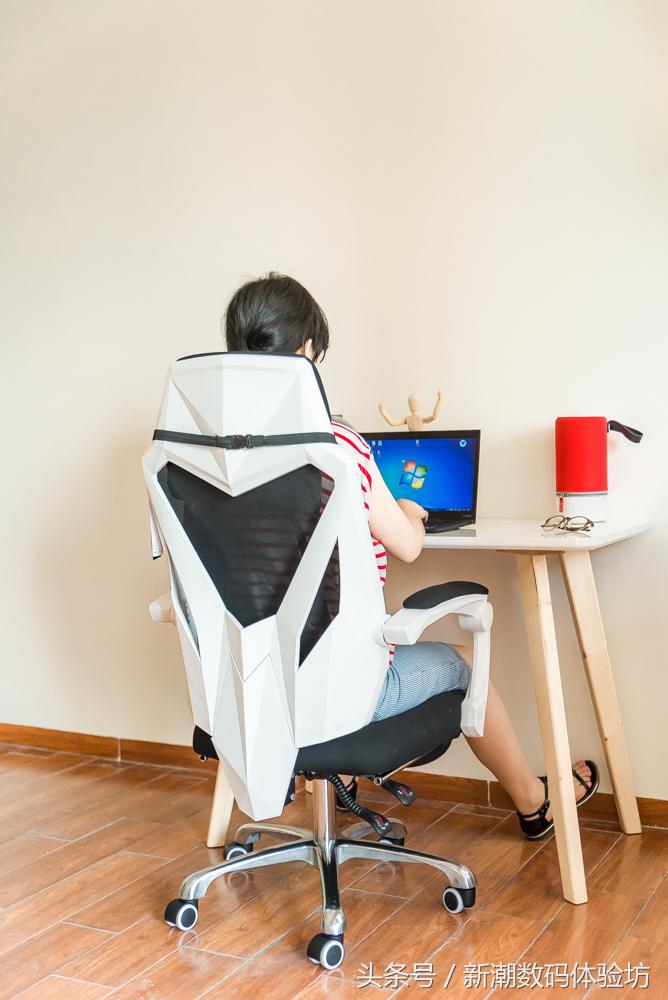 宽大舒适稳定电脑椅,可躺可坐懒人电脑椅