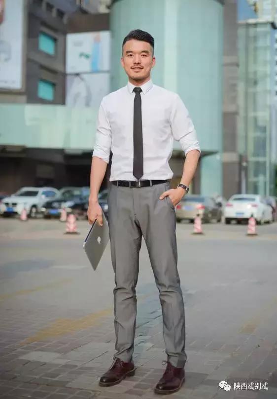 西安街拍穿搭最近几天,西安市街拍穿搭最新