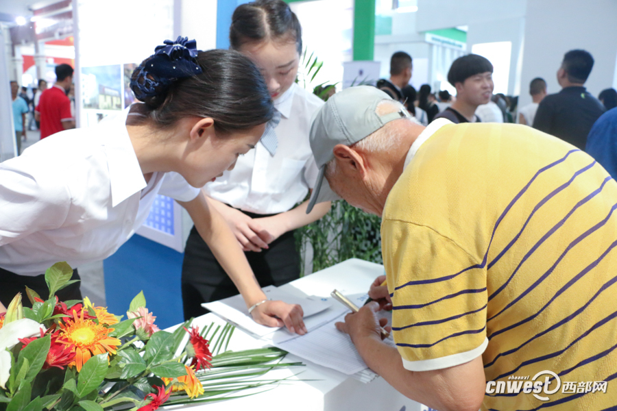 陕西三本及高职院校招生咨询会开幕特色展示引人眼球