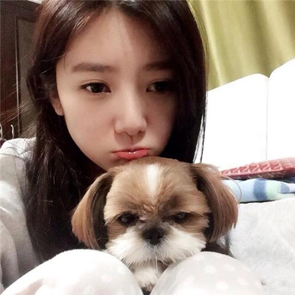 女友说她感冒了怎么办,女孩说感冒了怎么高情商的回答