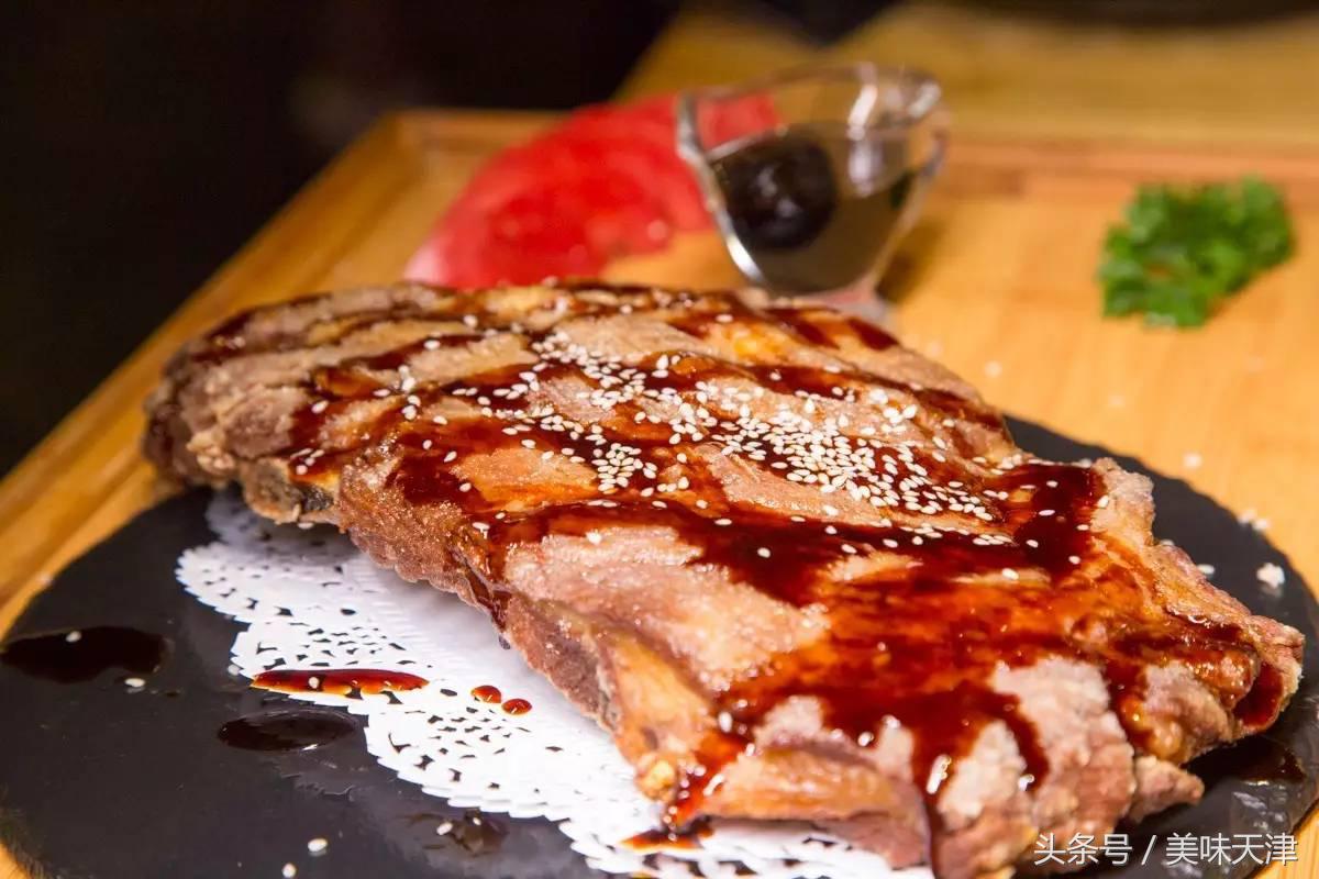 那天明明想要约你喝酒，开口却变成了「要不要一起吃饭」，酒馆中的美味派，夜宵中的狂热派，非你莫属