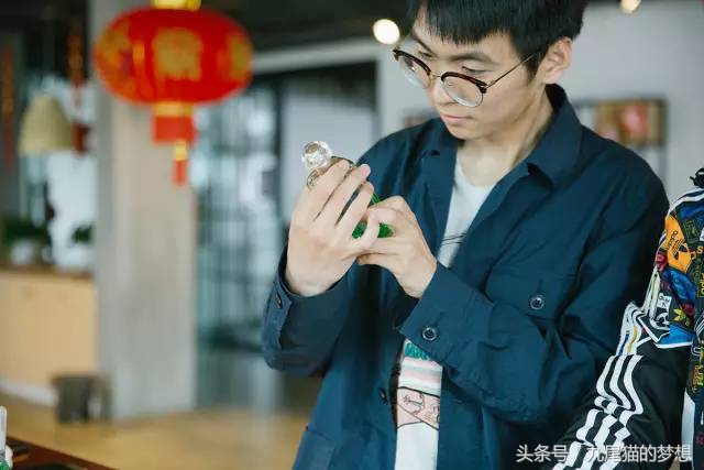 渣男味、发廊味、女老师洗澡后的味道，直男在香水面前简直疯了