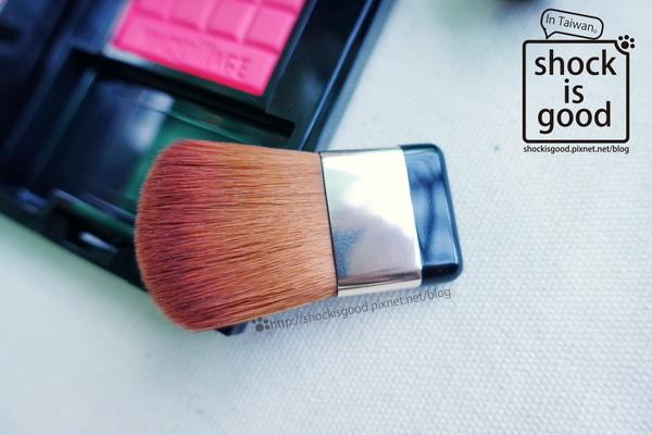 草莓奶油腮红,草莓味腮红