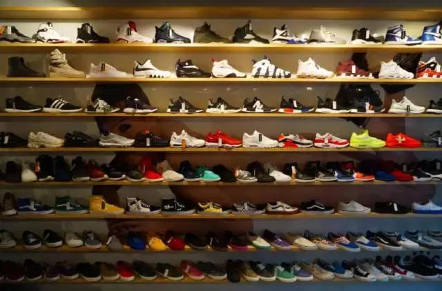 逛完这10家原宿球鞋店后,爆款冷门你想要的这里都有!