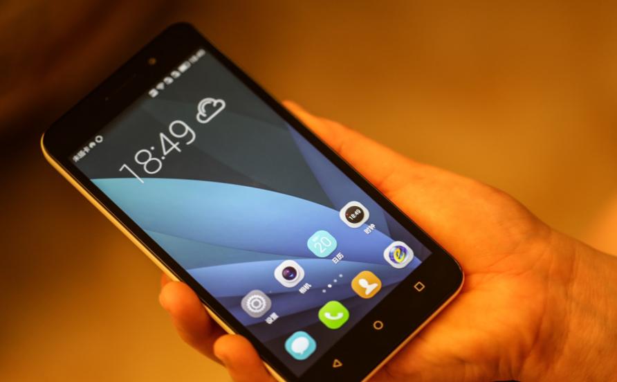 和苹果手机屏幕一样的有哪些手机,比苹果屏幕好的手机推荐