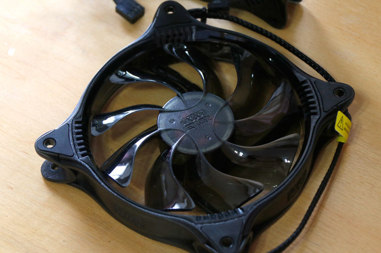 超频3降龙散热器评测,超频三东海散热器