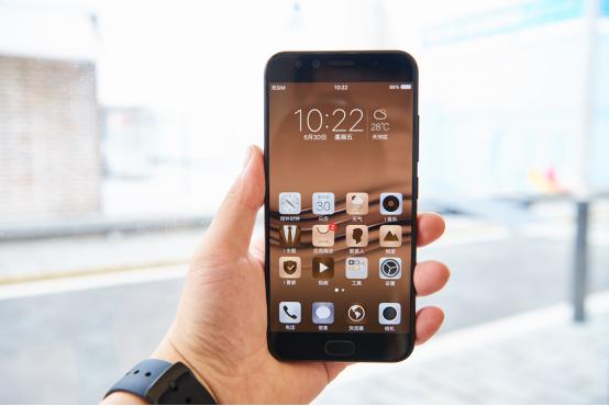 3000元左右是买华为还是vivo的好,2021建议买的vivo手机3000左右