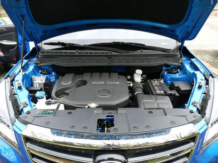 出道5年,月销依旧上万,2017款CS35内饰变化巨大