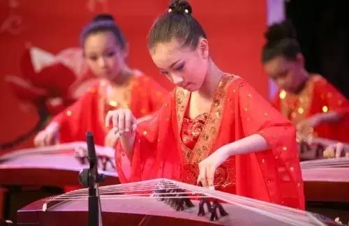 袁莎古筝每天必练10种指法视频,袁莎老师精讲课古筝十大基本技法