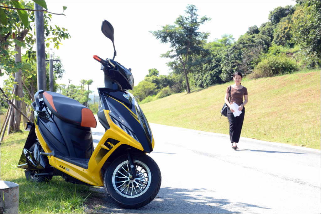 雅迪魅影真实测评,魅影摩托车哪款车最好