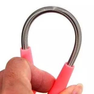 深色口红不好看,浅色口红涂了显黑显老怎么办