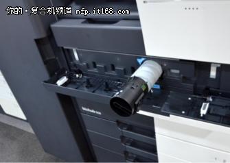 柯尼卡美能达黑白机打印厚纸掉色,柯尼卡美能达黑白机复印模糊