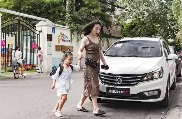 爱美是女人终身事业,爱美是女人的责任