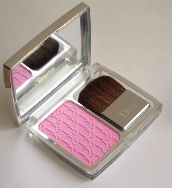 小仙女们的包里都装了啥?