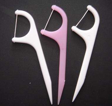 普通洗牙能把黄牙洗成白牙吗,牙齿黄但无口臭需要美白牙齿吗