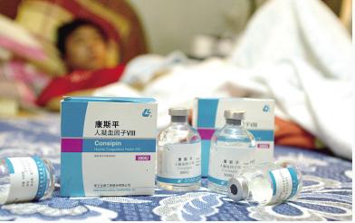 血友病患者关节肿痛，长时间不消肿，怎么办？