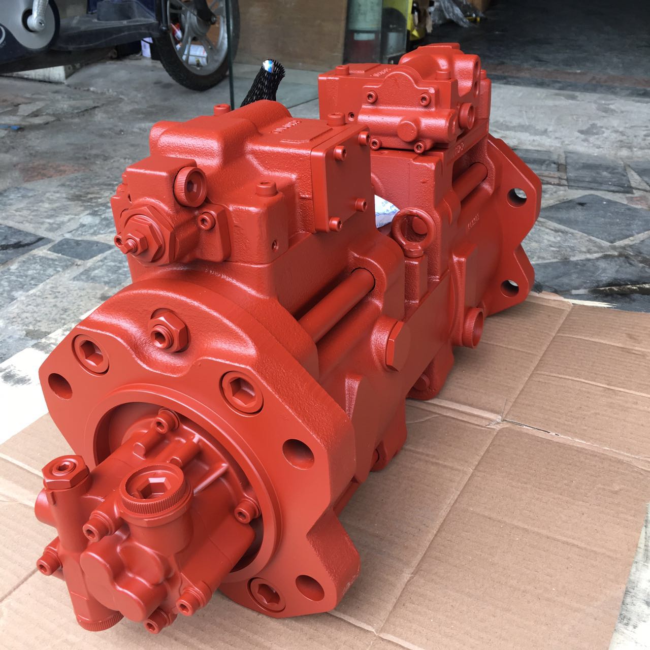 挖掘机二臂憋车怎么解决,挖掘机单一动作憋车是什么原因