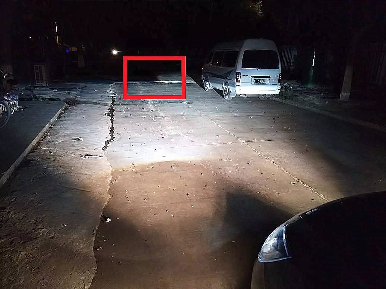汽车大灯光线不一样还不够亮?用这几招,立马见效!