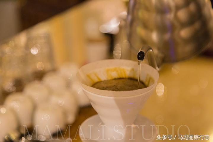 住赏气质喆啡,一辆复古老爷车把你接到咖啡馆的家