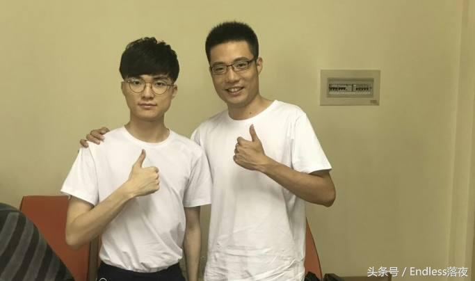 瓜皮一口气吹灭faker,李瓜皮faker赛后采访