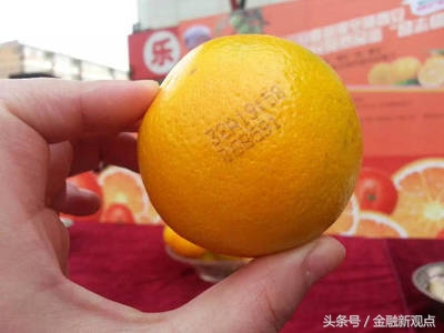 1块钱的橙子，如何能卖出100万的天价？