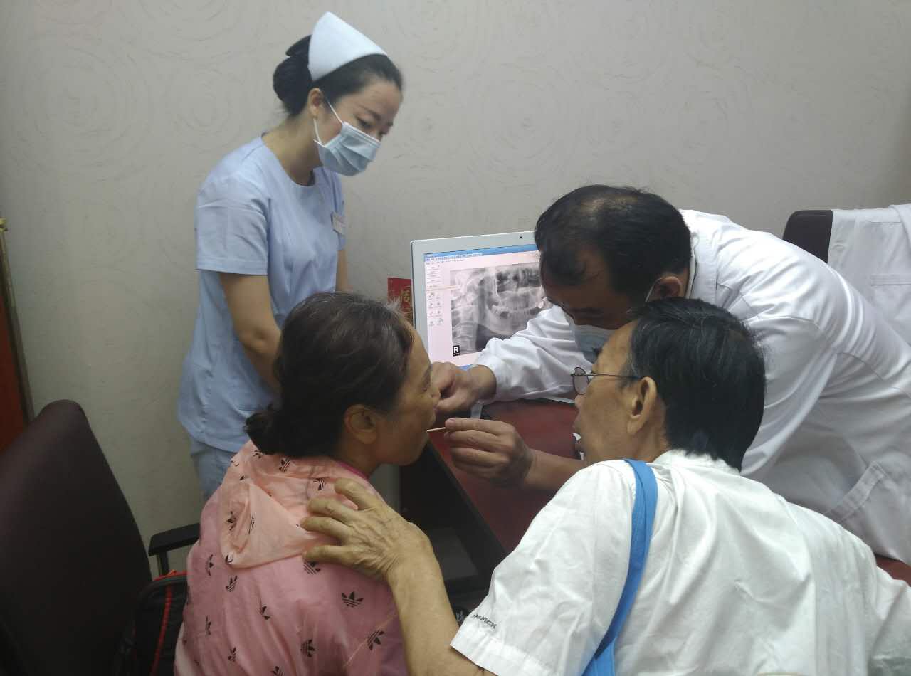 智齿和下颌神经管重合怎么办,智齿连的上颌窦怎么拔出