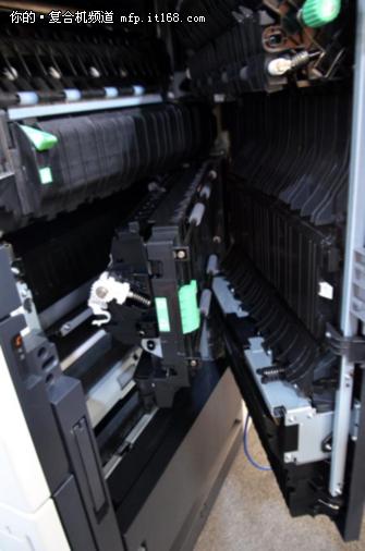 柯尼卡美能达黑白机打印厚纸掉色,柯尼卡美能达黑白机复印模糊