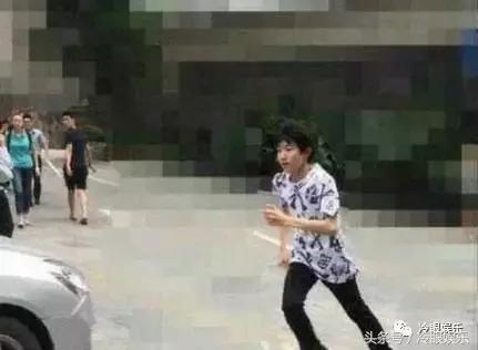 明星看李孝利,李孝利为什么退出娱乐圈