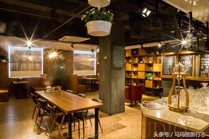 住赏气质喆啡,一辆复古老爷车把你接到咖啡馆的家