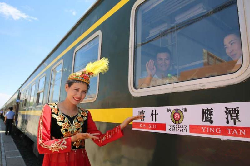 中国最长火车10000公里,中国最长火车600米