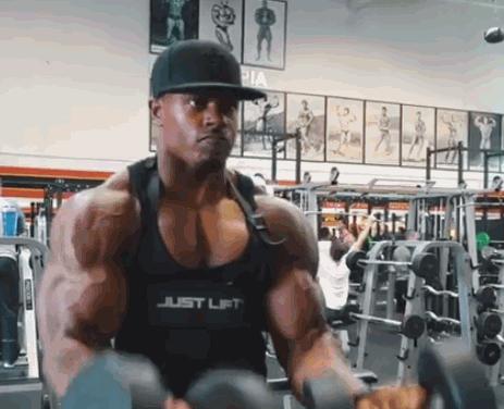 这位来自ENGLAN红遍全球的“熊猫哥”是谁呀？-海外健身人物-迈澳活健身