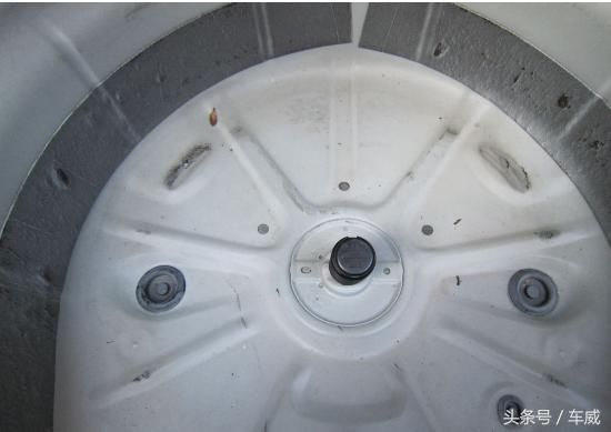 车上都有哪些排水口要清理,车上有哪些排水孔需要疏通