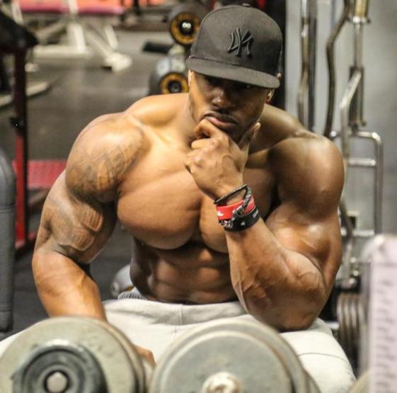 这位来自ENGLAN红遍全球的“熊猫哥”是谁呀？-海外健身人物-迈澳活健身