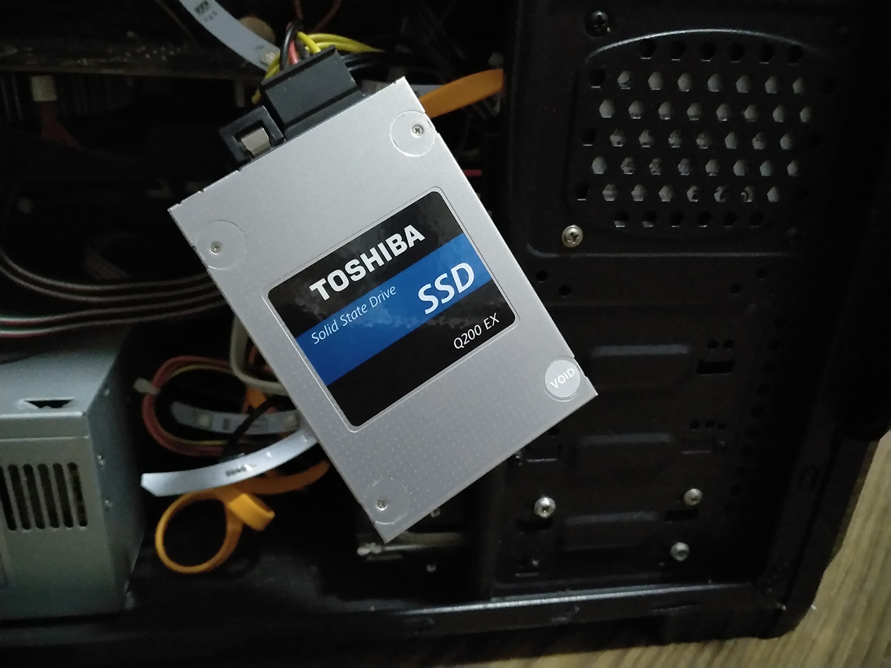 东芝q200固态硬盘,东芝固态硬盘q200评测