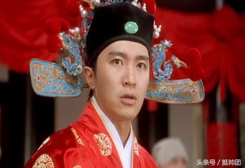 周星驰努力赚钱的视频,周星驰成名之路背后的辛酸