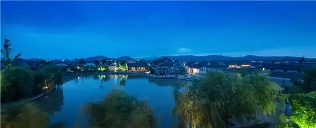 客栈感悟,短暂的停留永远的痛