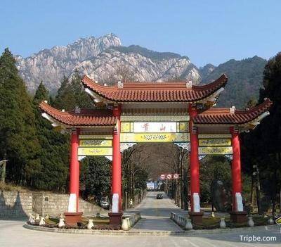 黄山风景区山顶酒店怎么订,黄山风景区山下酒店推荐