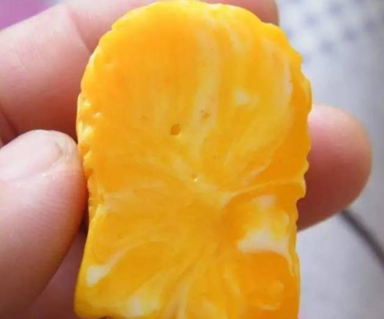 如何鉴别蜜蜡俄料真假,波罗的海蜜蜡与乌克兰蜜蜡区别